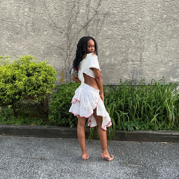 Meet your Posher, Asata - Picture 1 of 3